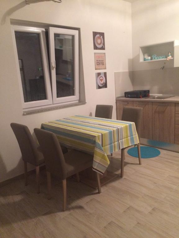 ורסי Apartments Sofija מראה חיצוני תמונה