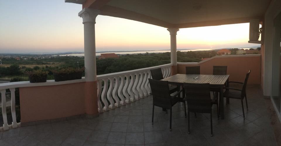 ורסי Apartments Sofija מראה חיצוני תמונה