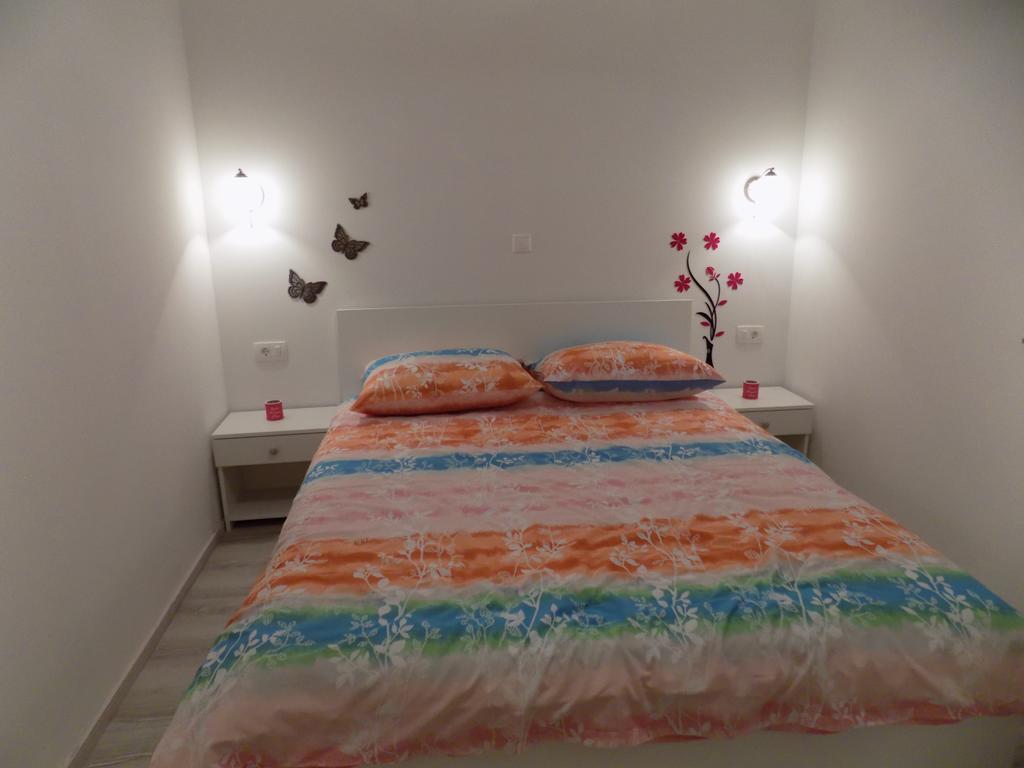ורסי Apartments Sofija מראה חיצוני תמונה