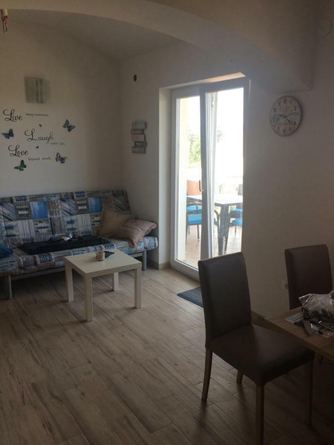 ורסי Apartments Sofija מראה חיצוני תמונה