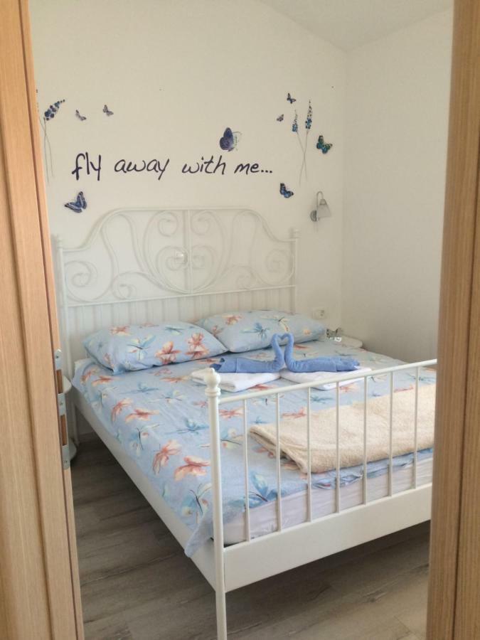 ורסי Apartments Sofija מראה חיצוני תמונה
